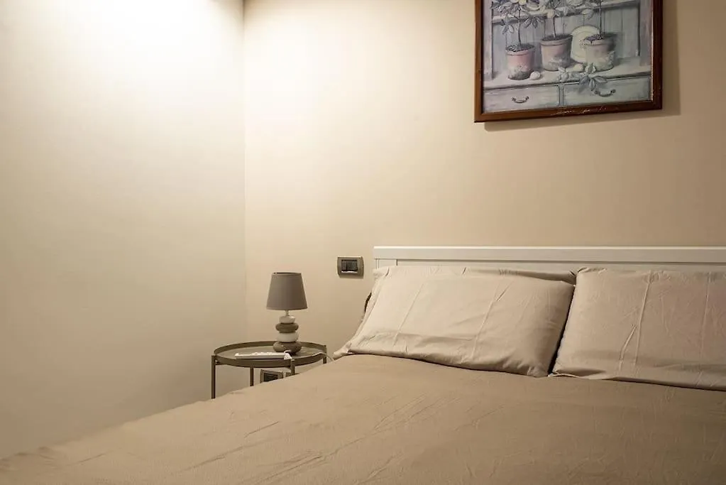 Apartman Villa Delle Magnolie Quite Place Next To The Sea Palermo